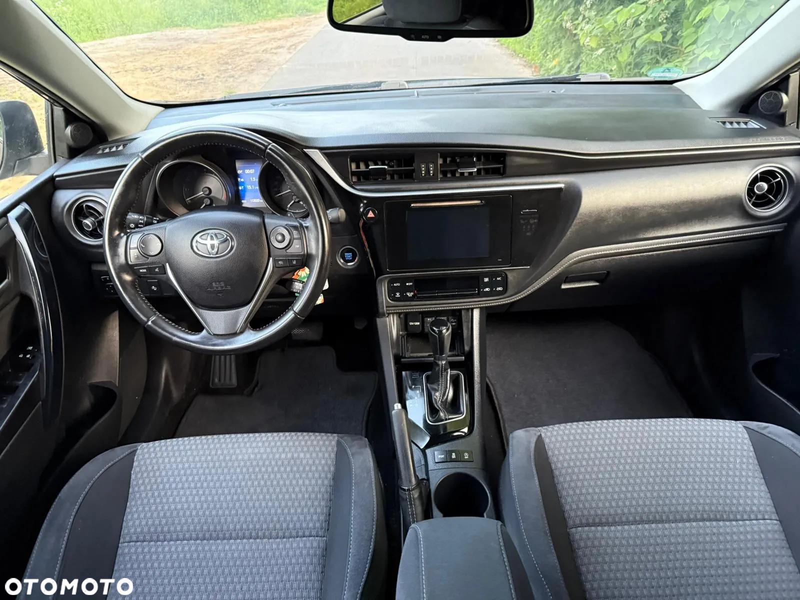 Toyota Auris 1.2 T Premium MS - 14