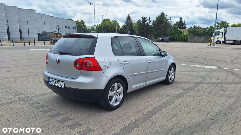 Volkswagen Golf 1.6 Trendline - 3