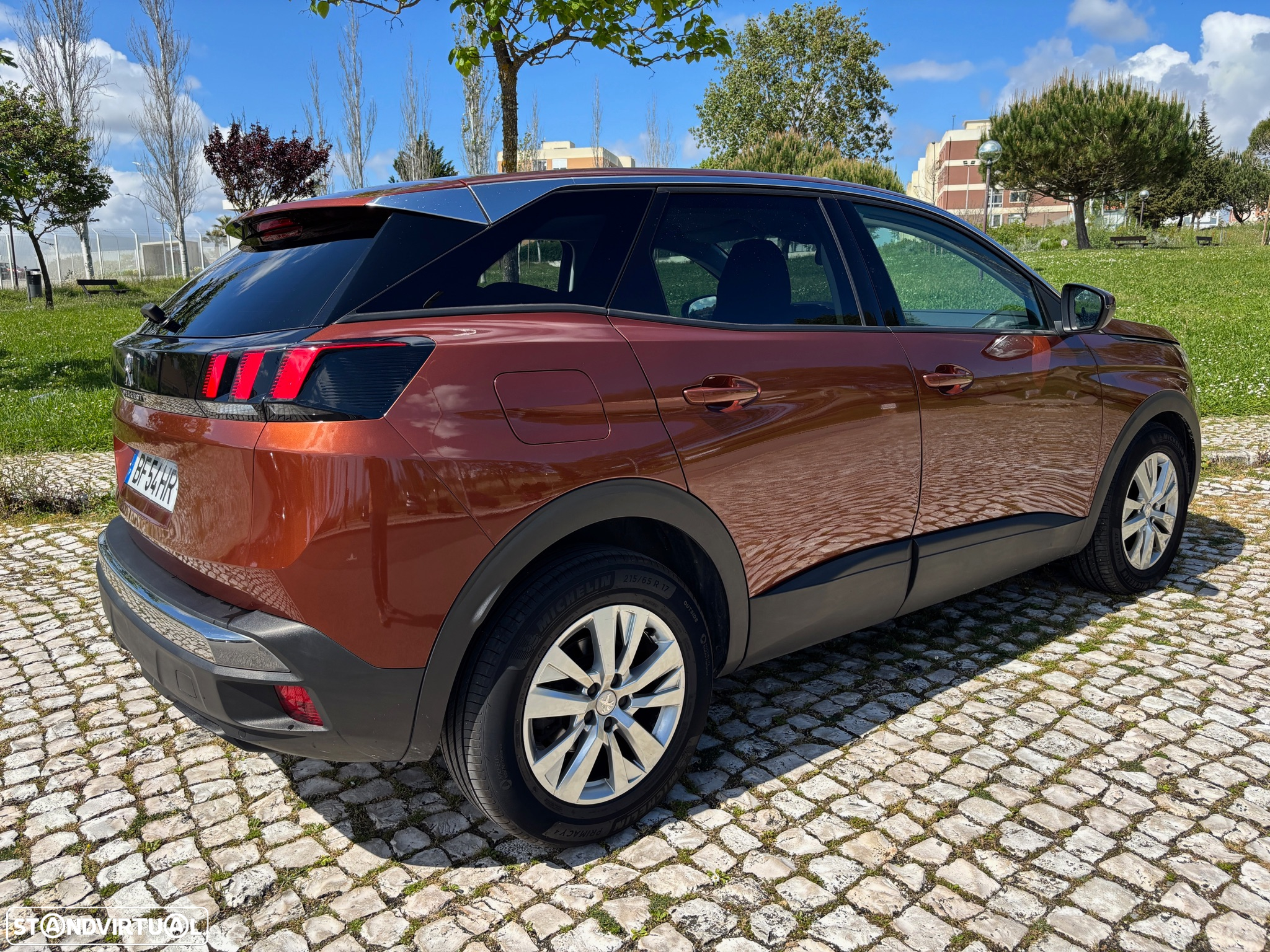 Peugeot 3008 1.2 PureTech Allure EAT8 - 4