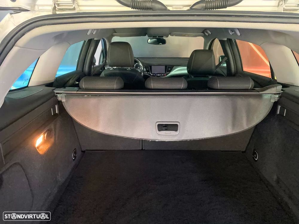 Opel Astra Sports Tourer - 9