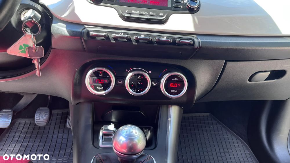 Alfa Romeo Giulietta 1.4 TB Veloce - 21