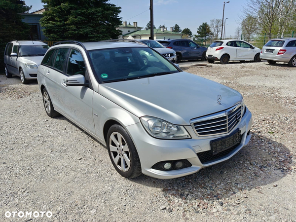 Mercedes-Benz Klasa C 200 d T 7G-TRONIC