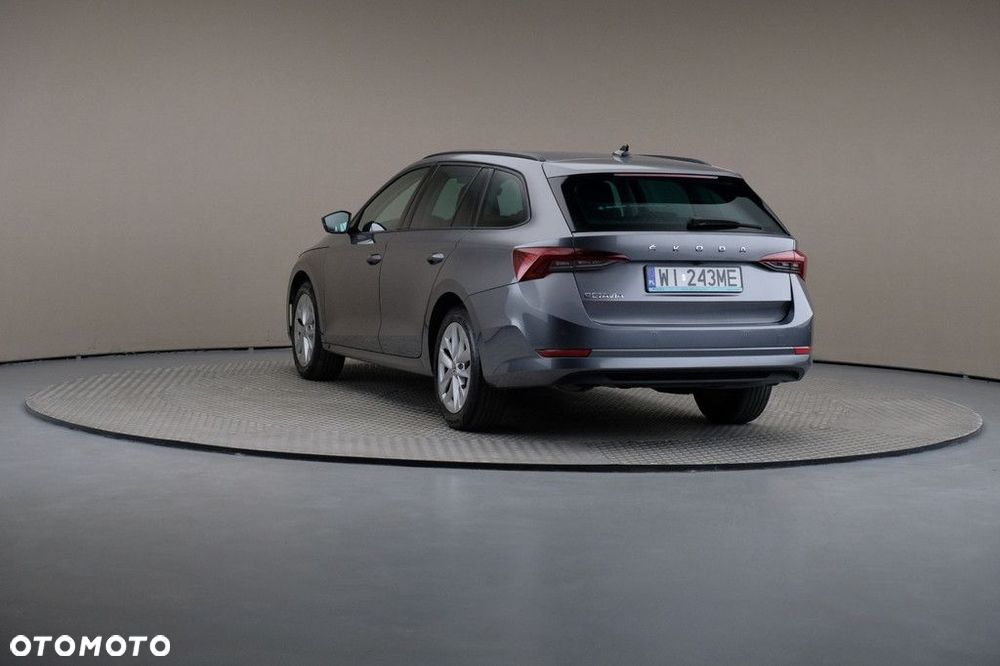 Skoda Octavia - 2