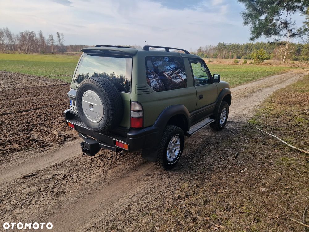 Toyota Land Cruiser - 27