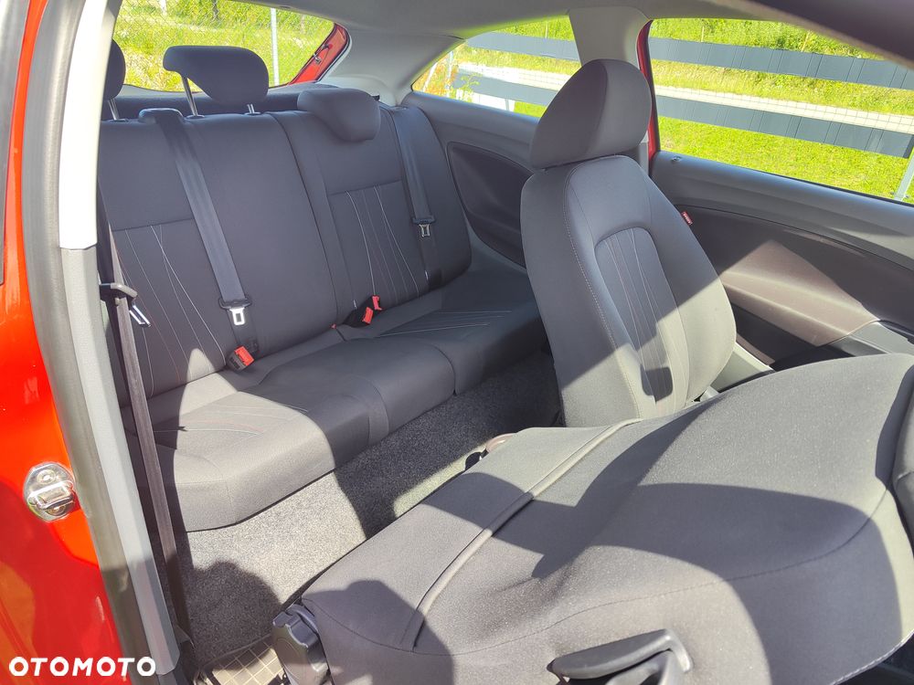 Seat Ibiza SC 1.4 16V Style - 7