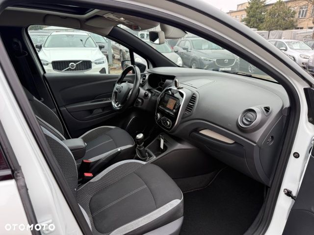 Renault Captur - 25