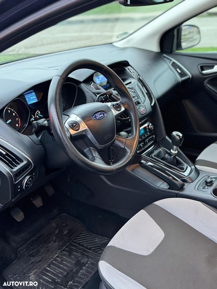 Ford Focus 1.0 EcoBoost Sport - 4