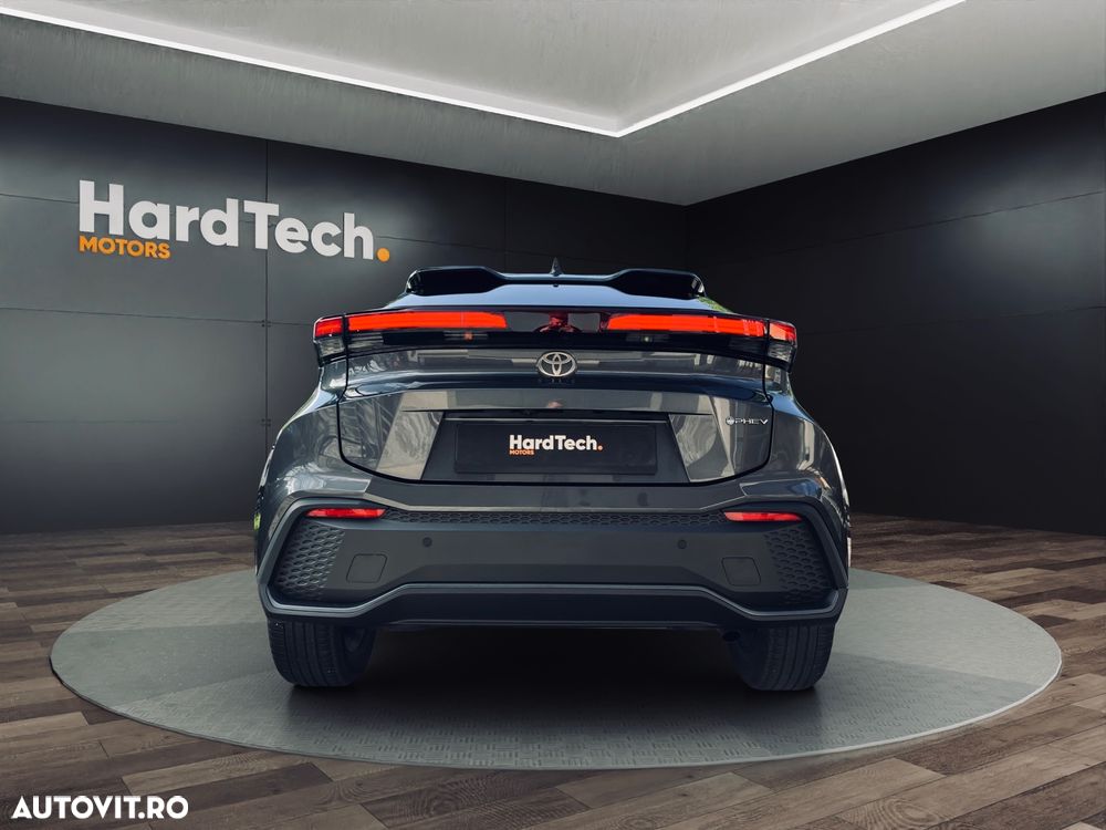 Toyota C-HR 2.0 PHEV 223 CP 4x2 CVT Dynamic - 5