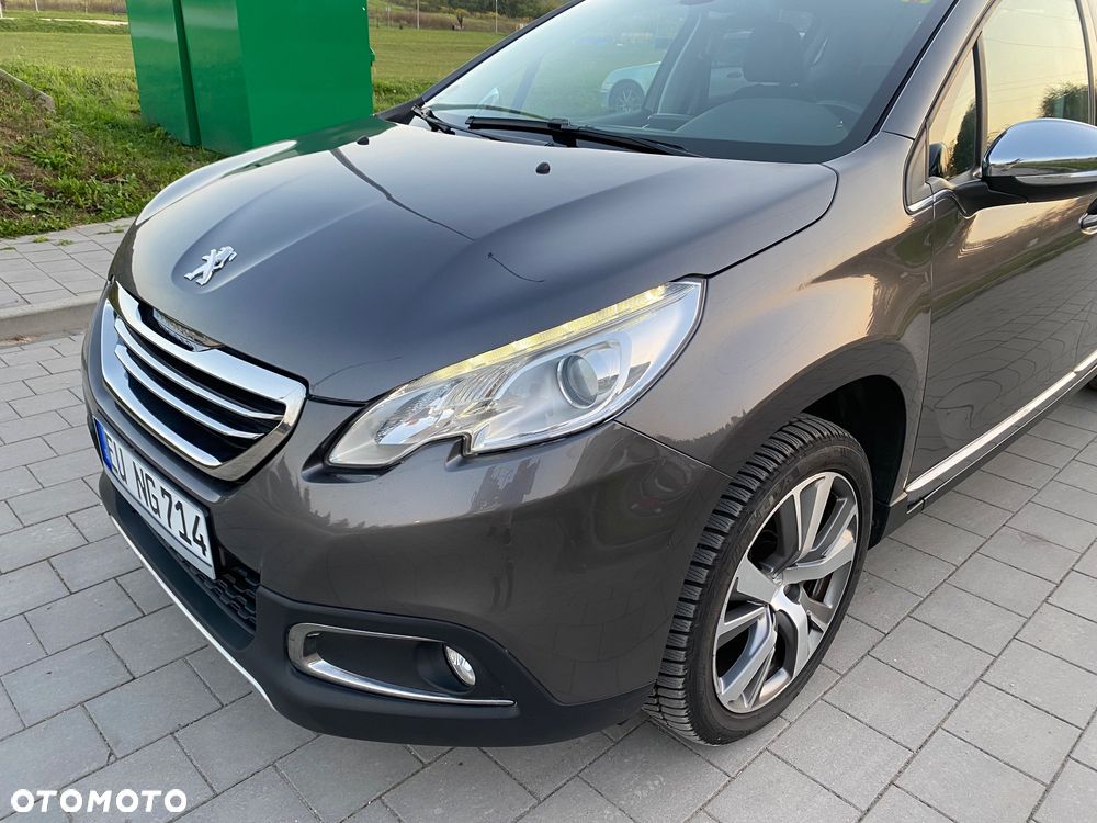 Peugeot 2008 1.6 e-HDi Allure S&S - 17