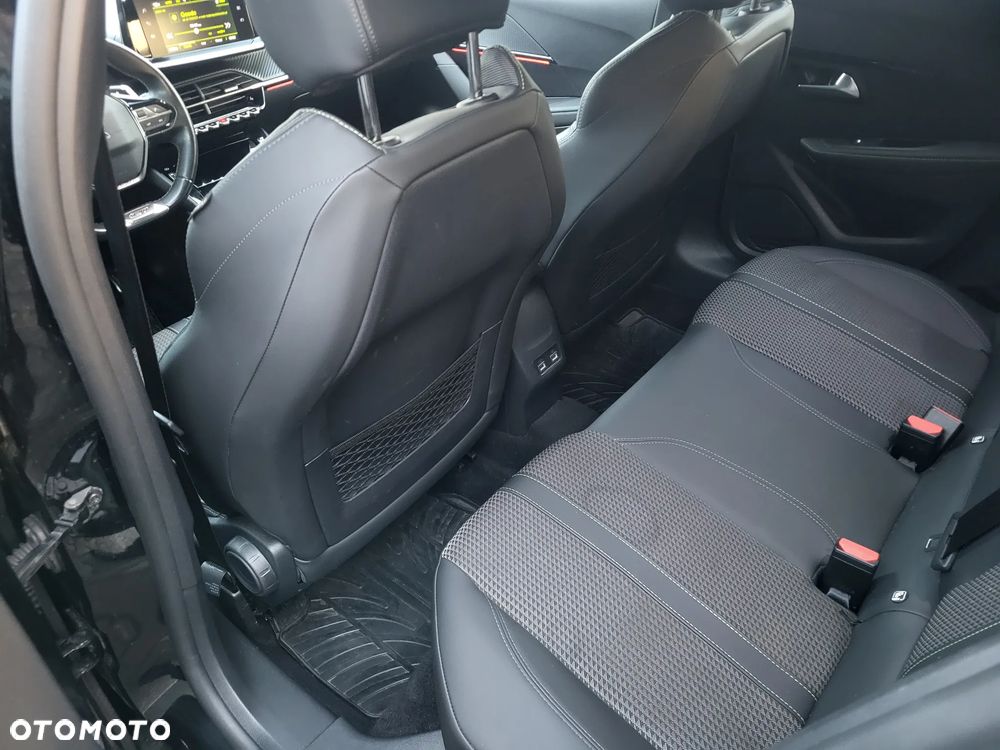 Peugeot 208 PureTech 130 EAT8 GT - 17