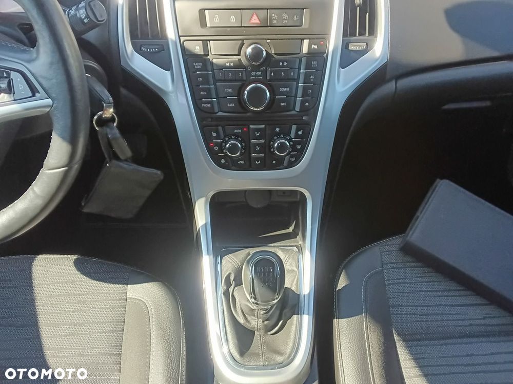 Opel Astra - 18