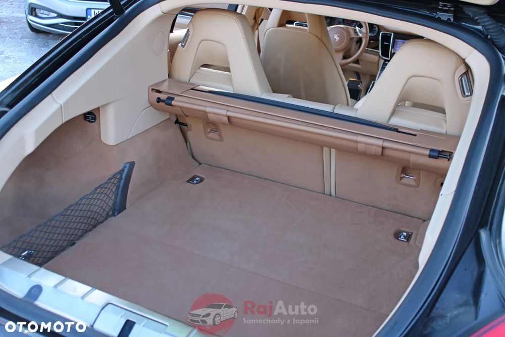Porsche Panamera Turbo PDK - 14