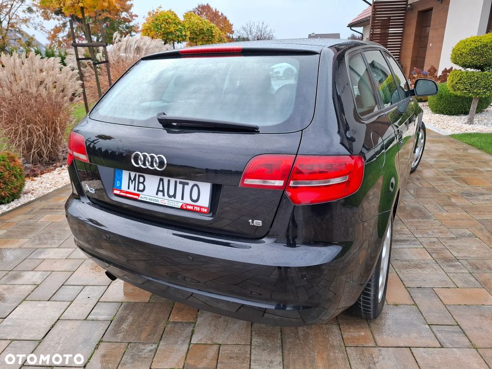 Audi A3 Sportback 1.6 Ambiente - 18