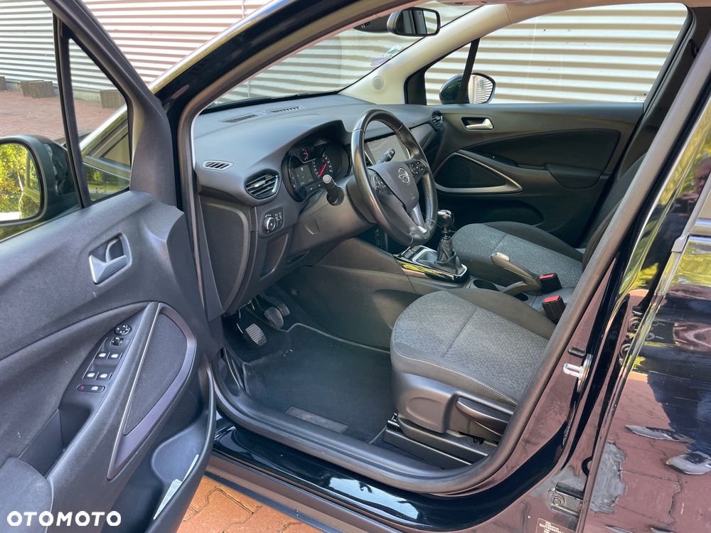 Opel Crossland X - 15