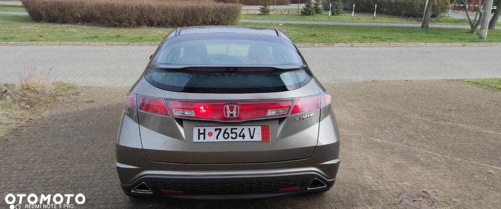 Honda Civic - 9