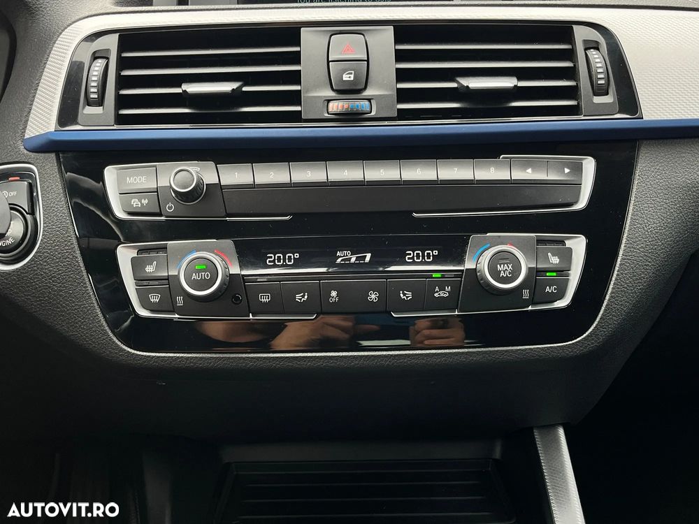 BMW Seria 1 - 22