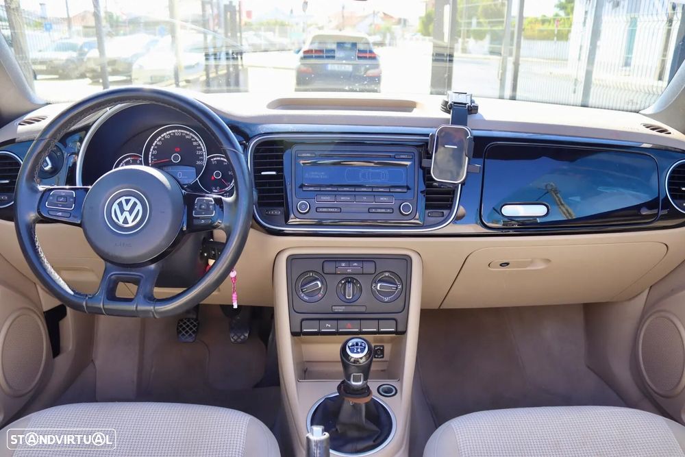 VW New Beetle Cabriolet 1.6 TDi Design - 8