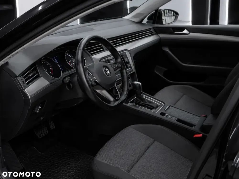 Volkswagen Passat 1.5 TSI EVO Essence DSG - 6