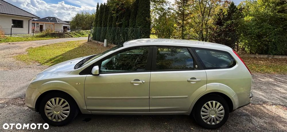 Ford Focus 1.6 Ti-VCT Style - 12