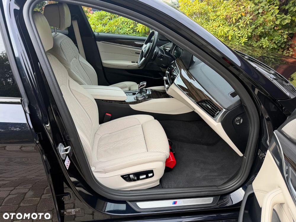 BMW Seria 5 540i xDrive M Sport sport - 31