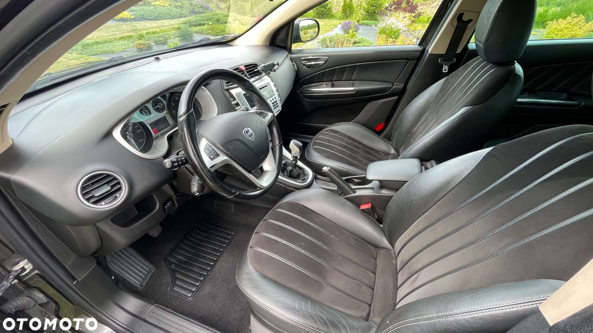 Lancia Delta 1.6 MJ Oro - 6