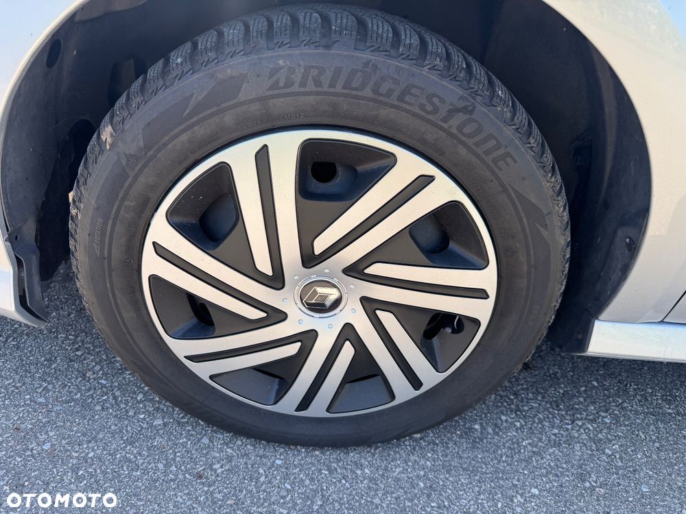 Renault Laguna 2.0 DCi Confort Dynamique - 11