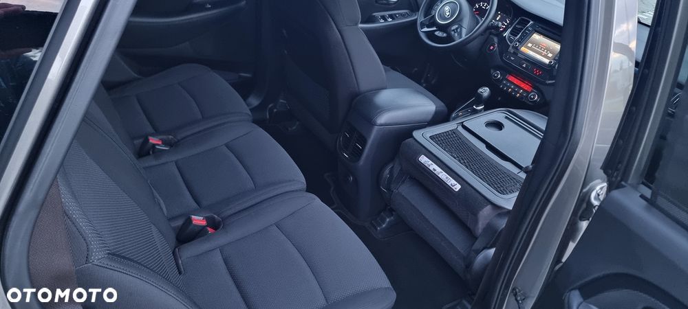Kia Carens 1.6 GDI ISG Spirit - 33