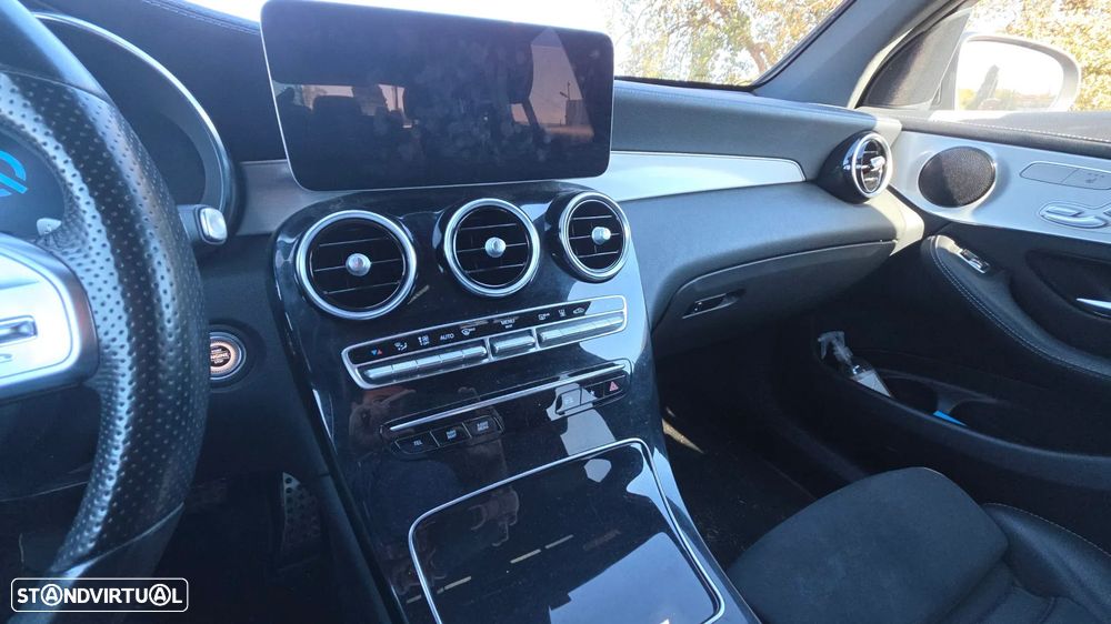 Mercedes-Benz GLC 300 - 15