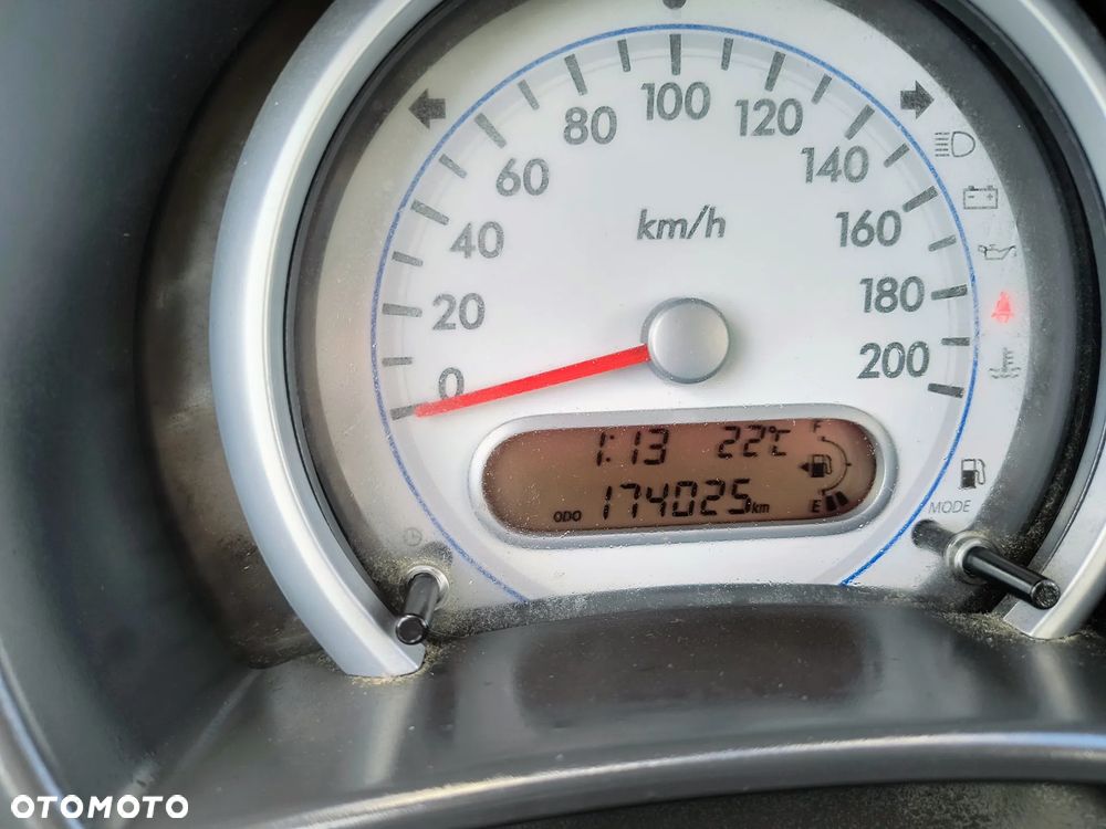 Suzuki Splash 1.0 Club - 22