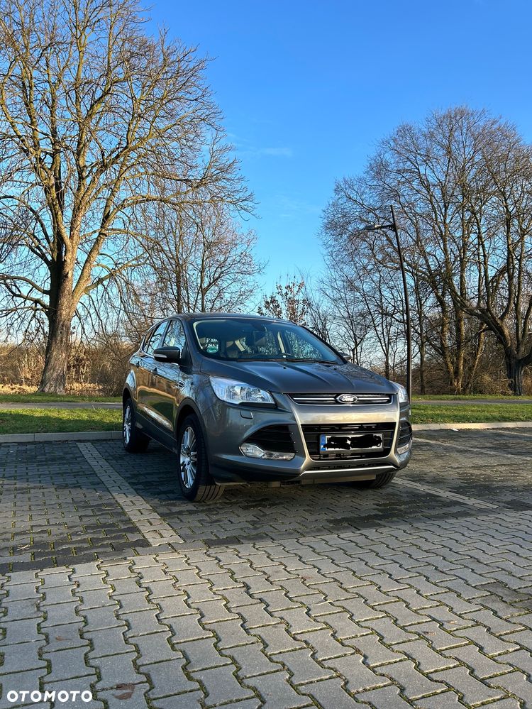 Ford Kuga - 1