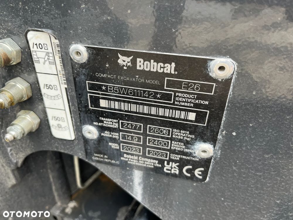 Bobcat E26 - 12