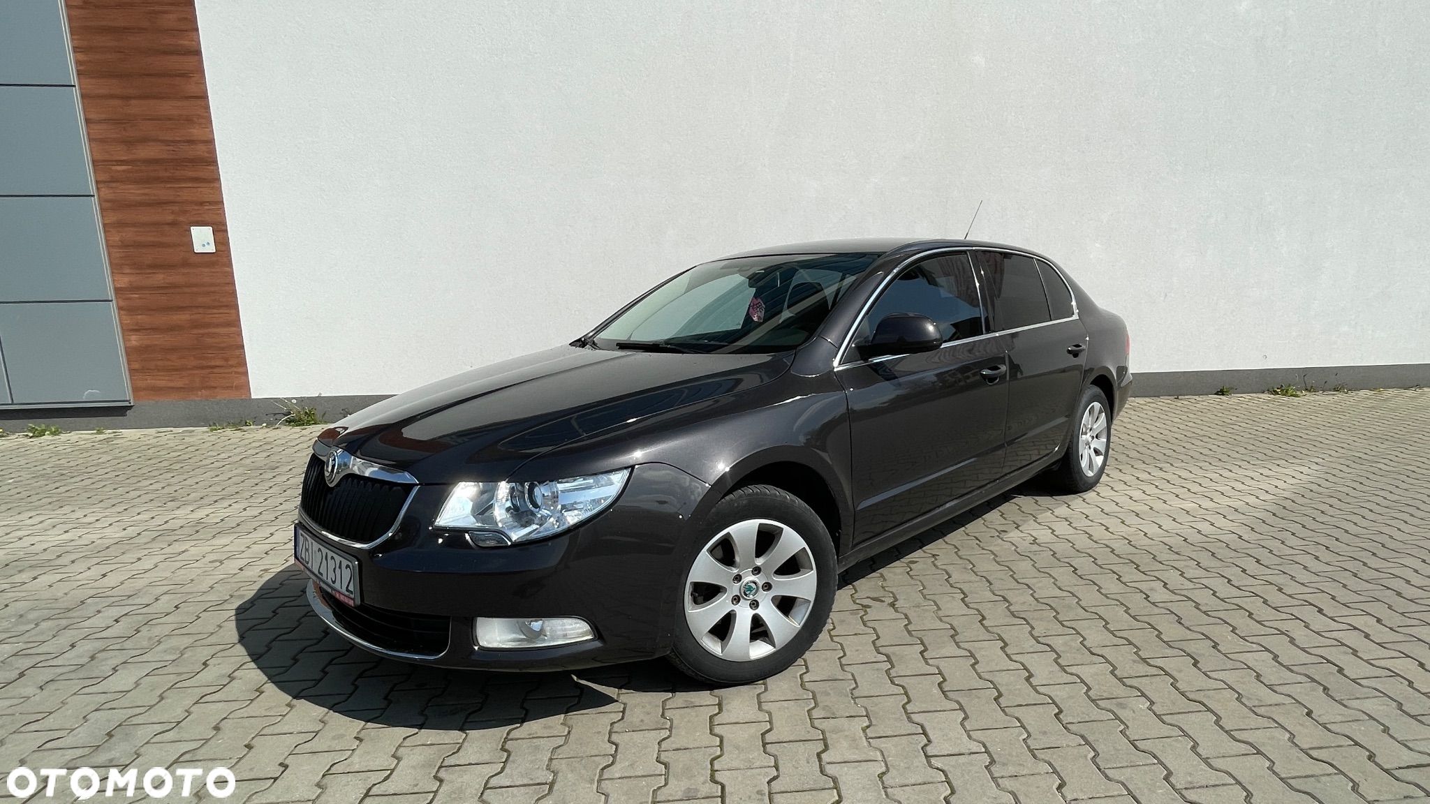 Skoda Superb 2.0 TDI Ambition - 1