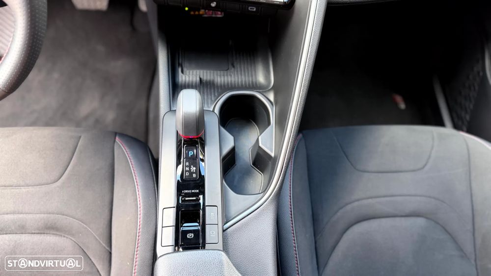 Toyota C-HR 2.0 GR SPORT - 27