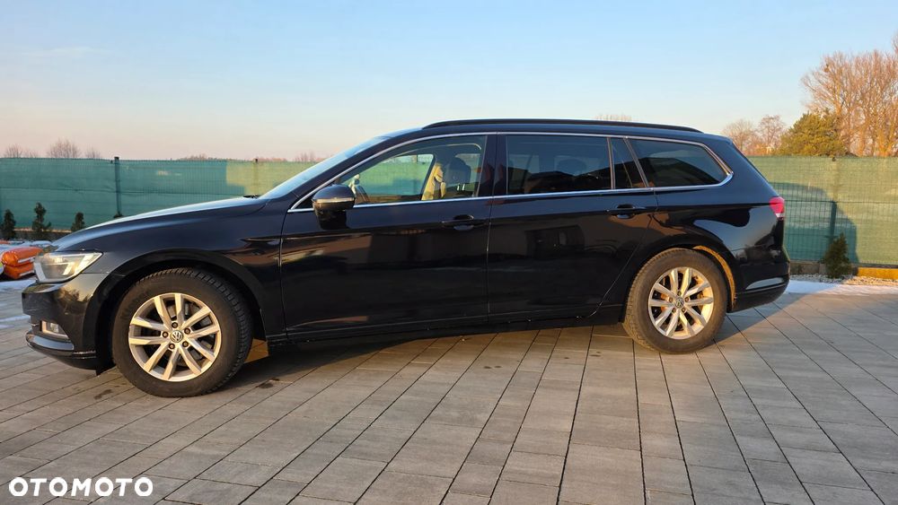 Volkswagen Passat 2.0 TDI (BlueMotion Technology) DSG Comfortline - 11