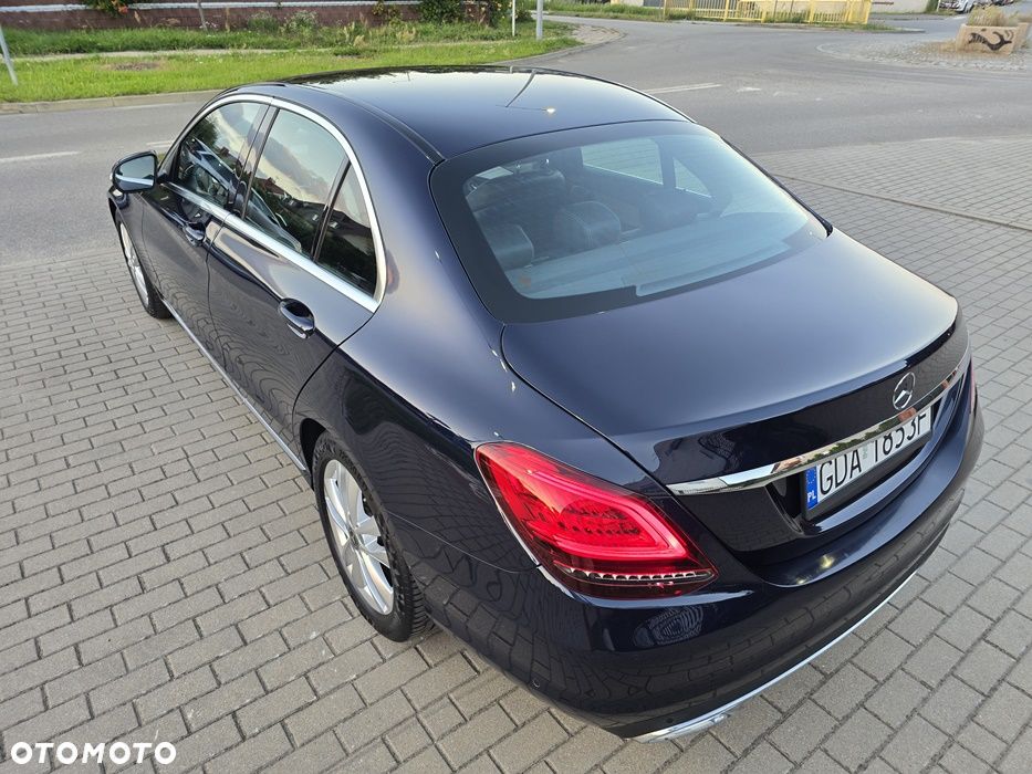 Mercedes-Benz Klasa C 220 d 9G-TRONIC - 14