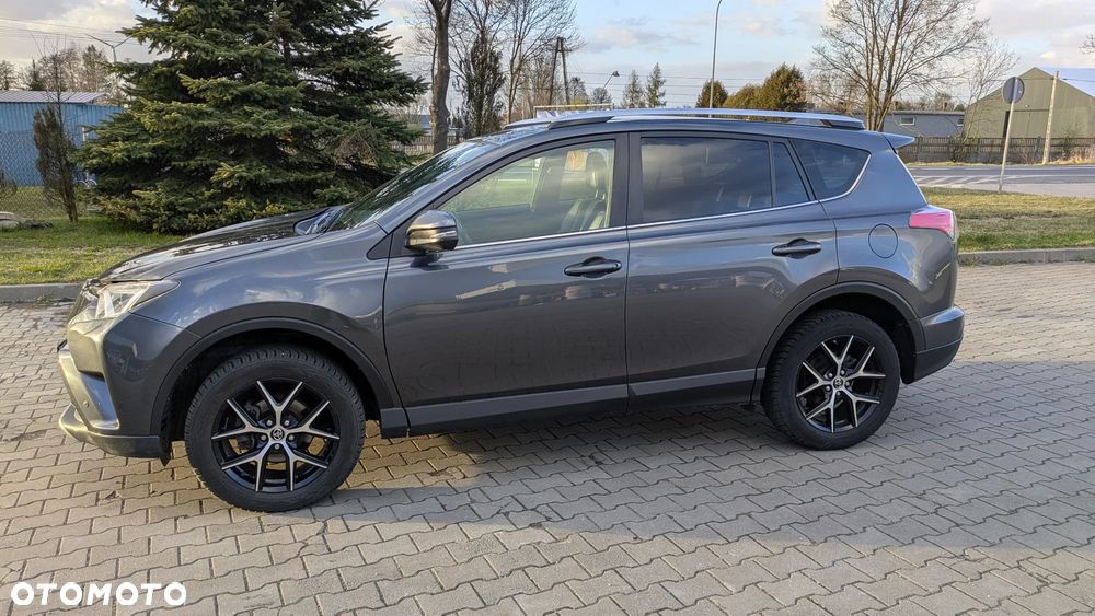 Toyota RAV4 2.0 Platinum 4x4 - 19