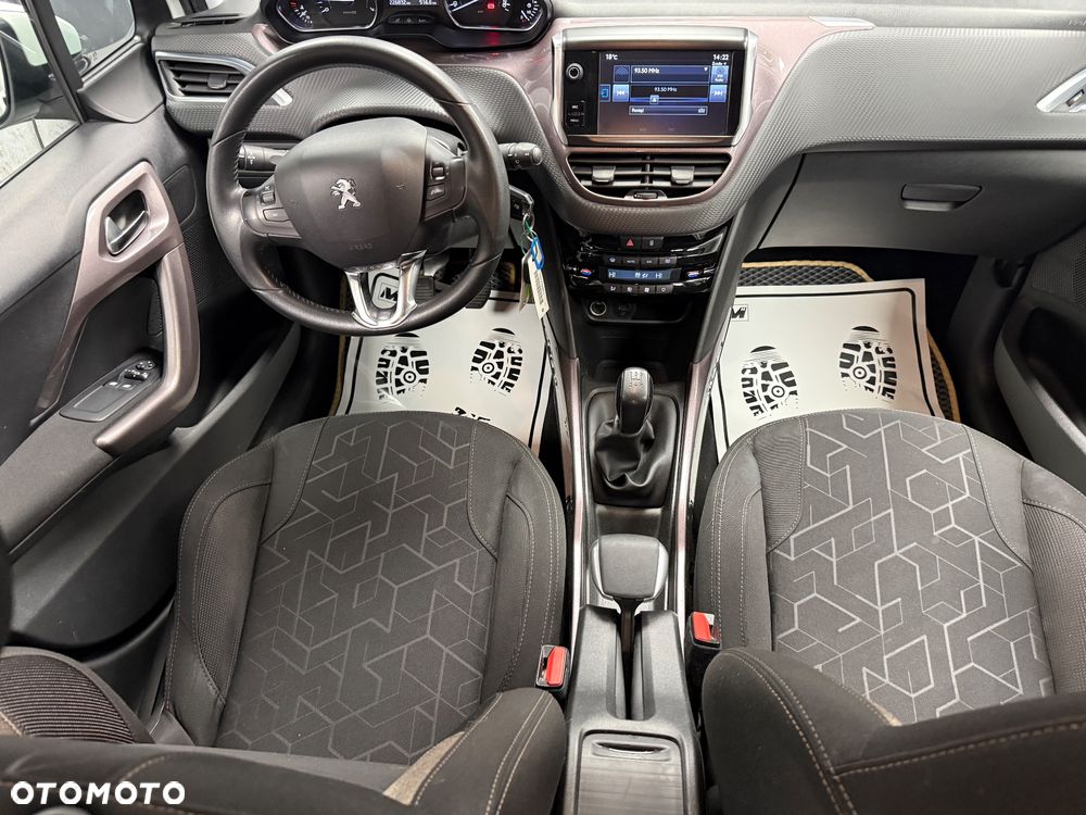 Peugeot 2008 - 9