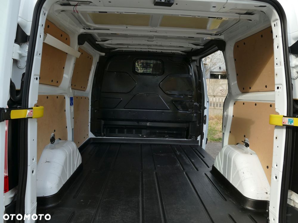 Ford Transit - 20