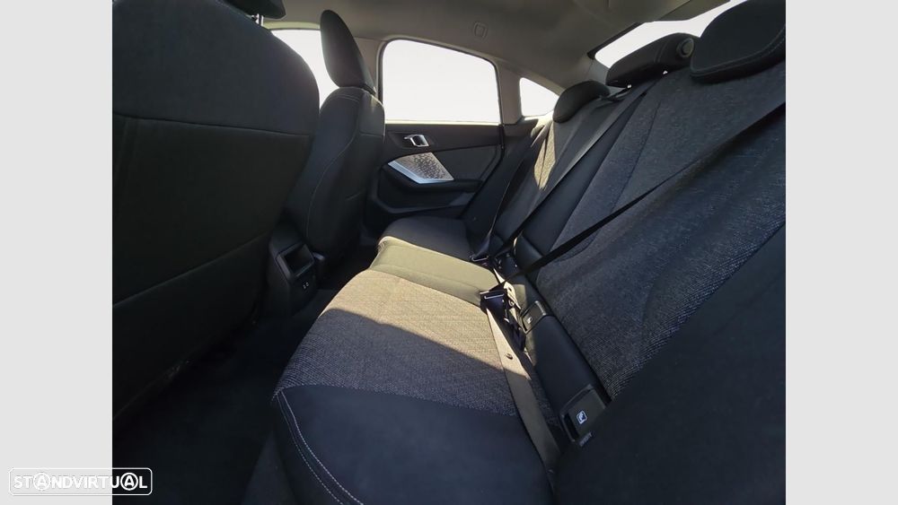 BMW 216 Gran Coupé - 14