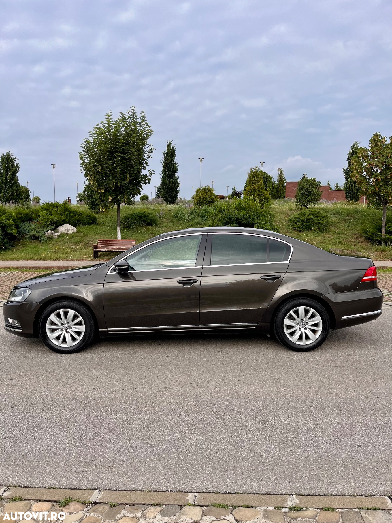 Volkswagen Passat 2.0 TDI BlueMotion Tehnology Comfortline - 6