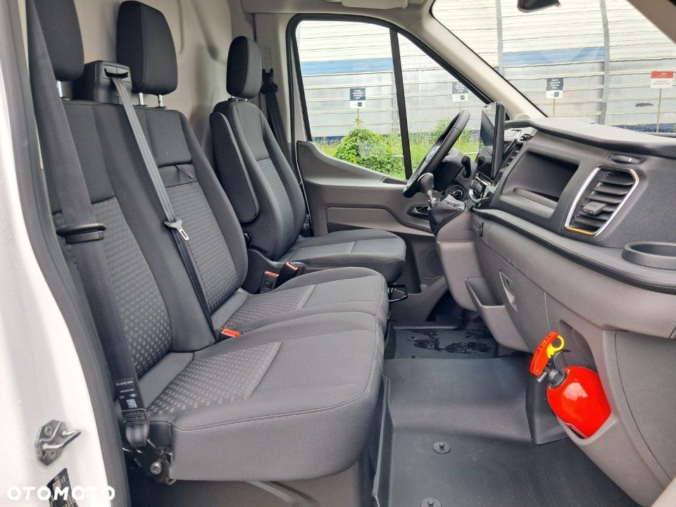 Ford Nowy Transit - 9