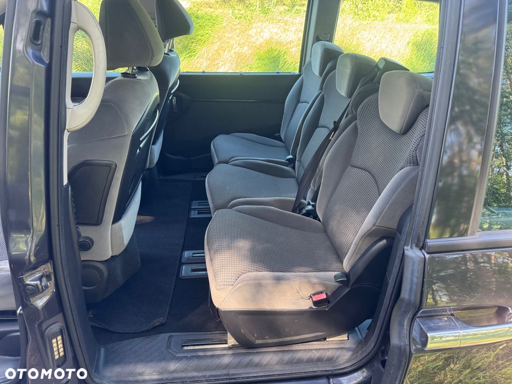 Peugeot 807 HDi 135 Style - 19