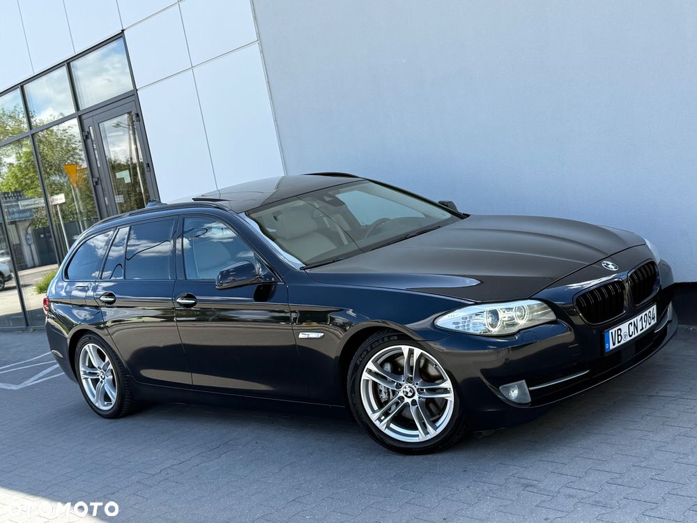 BMW Seria 5 525d Sport-Aut - 9