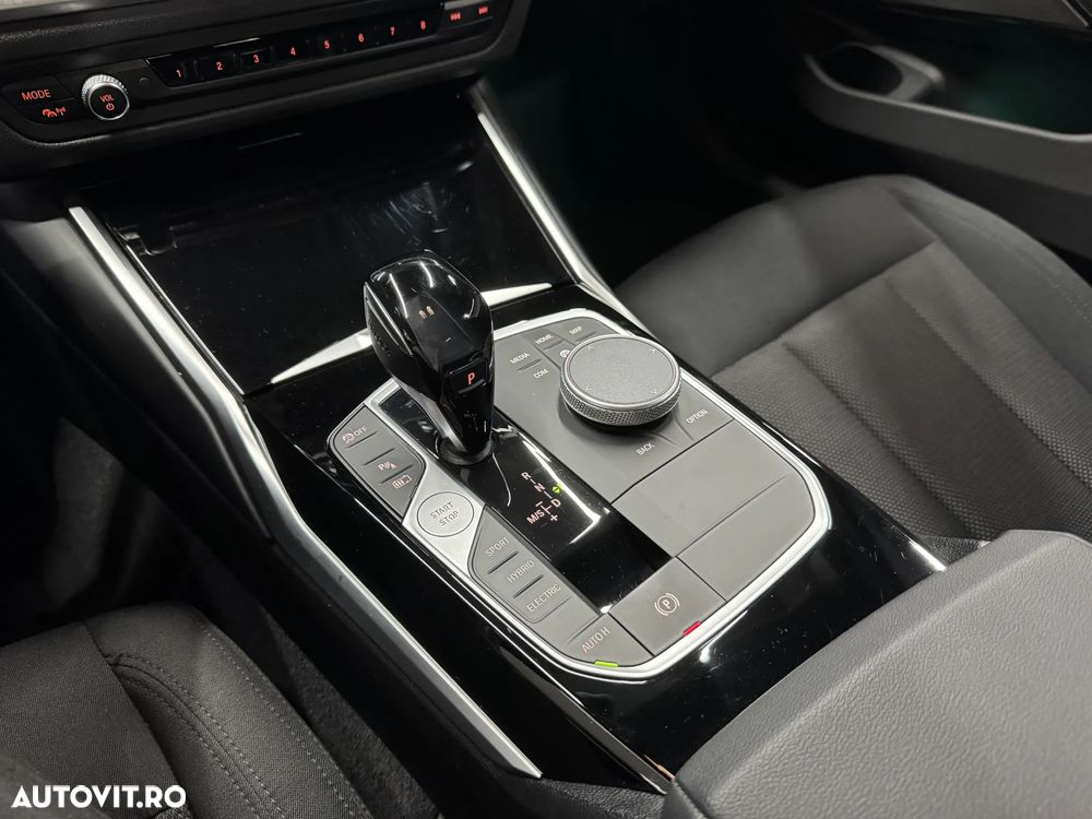 BMW Seria 3 330e AT PHEV - 16