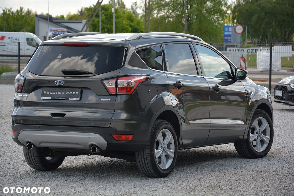 Ford Kuga - 3
