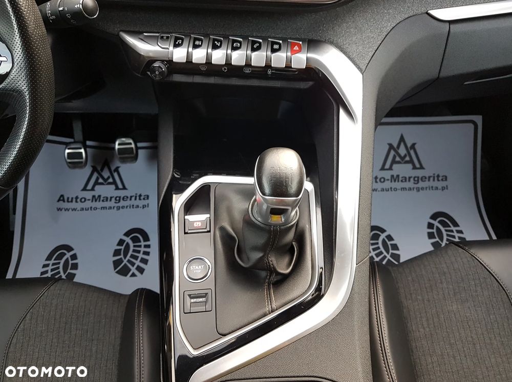 Peugeot 5008 - 27