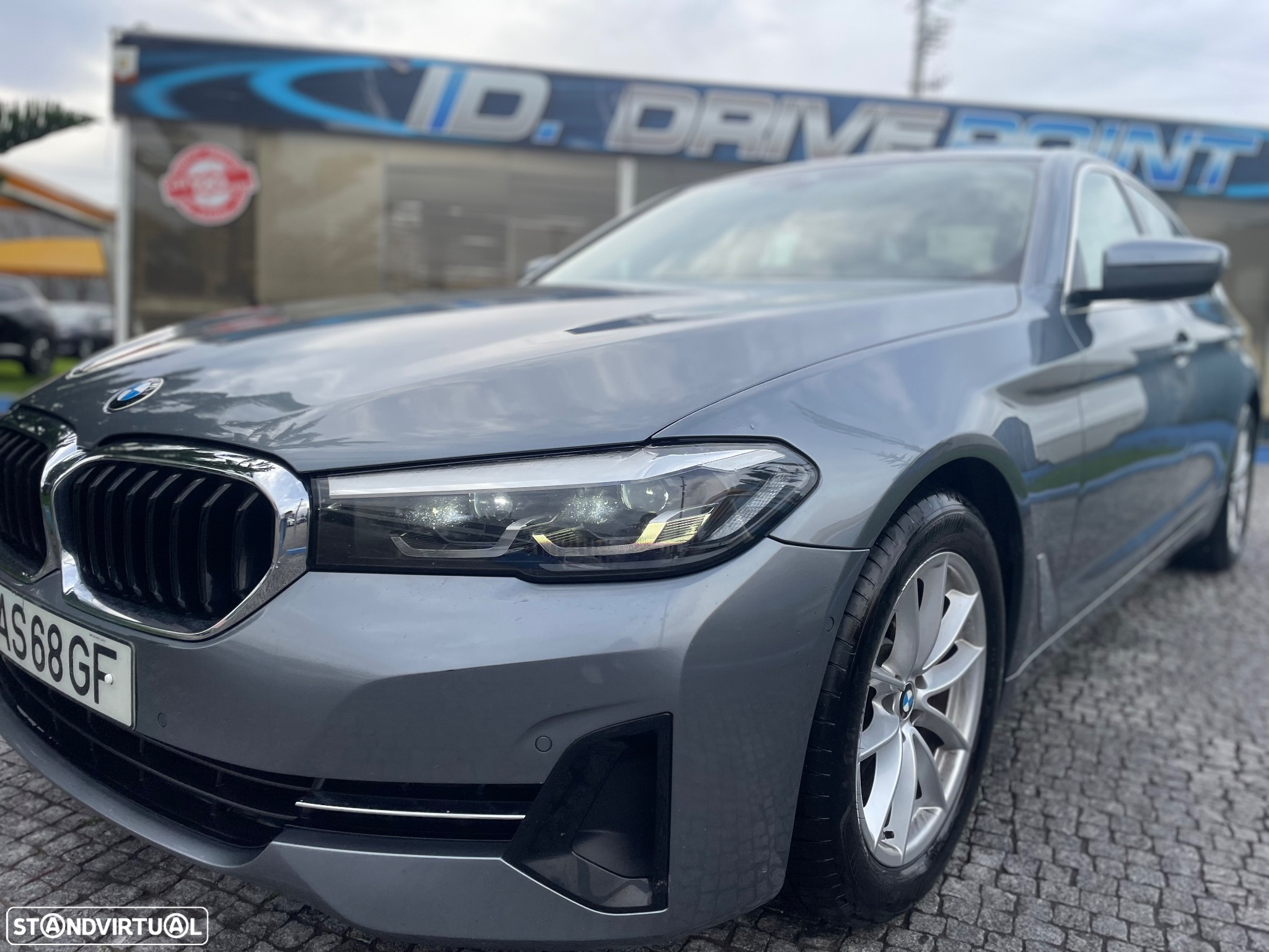 BMW 520 d Auto - 12