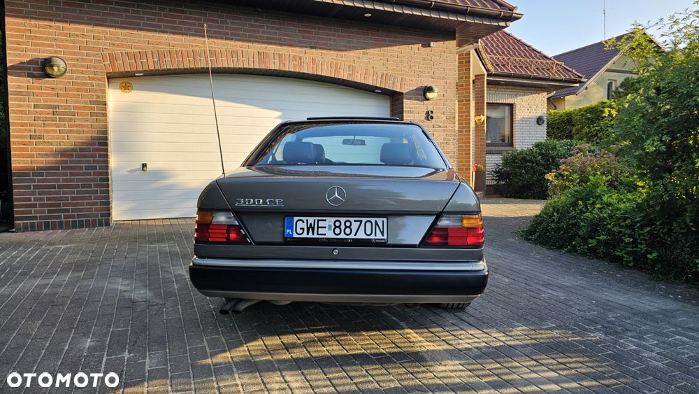 Mercedes-Benz W124 (1984-1993) - 5