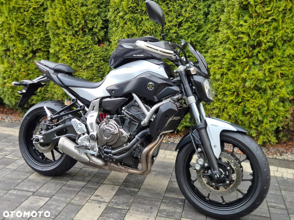 Yamaha MT - 1