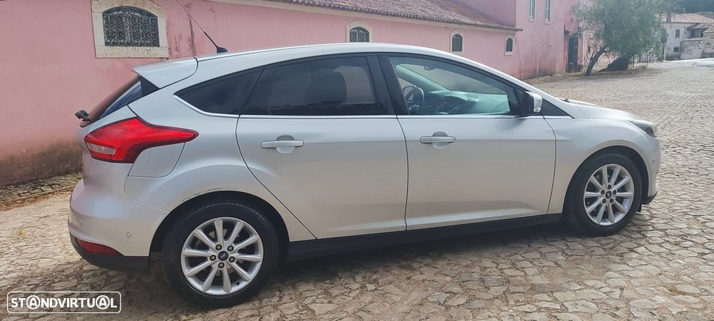 Ford Focus 1.5 TDCi Titanium - 4